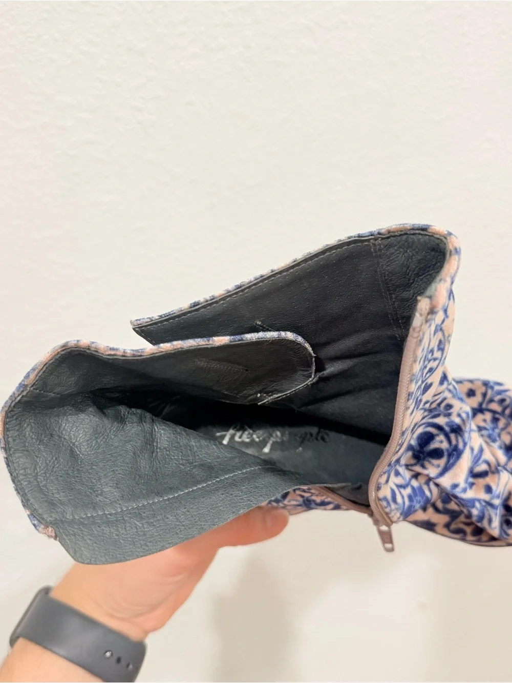 Free People Floral Velvet Ankle Boots Boho Western Coastal Cowgirl Size 6.5 (37) - Picture 6 of 7